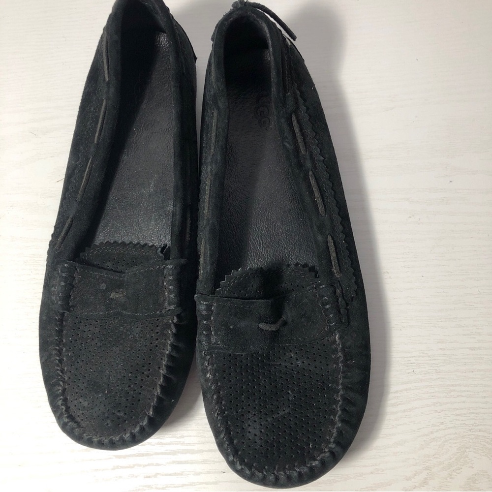 UGG Australia Black  Suede Moccasin Loafers Women’s  Size 7.5